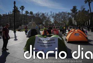 La plantilla de limpieza respalda el pacto con el Ayuntamiento de Sevilla y frena el conflicto por la "privatización"