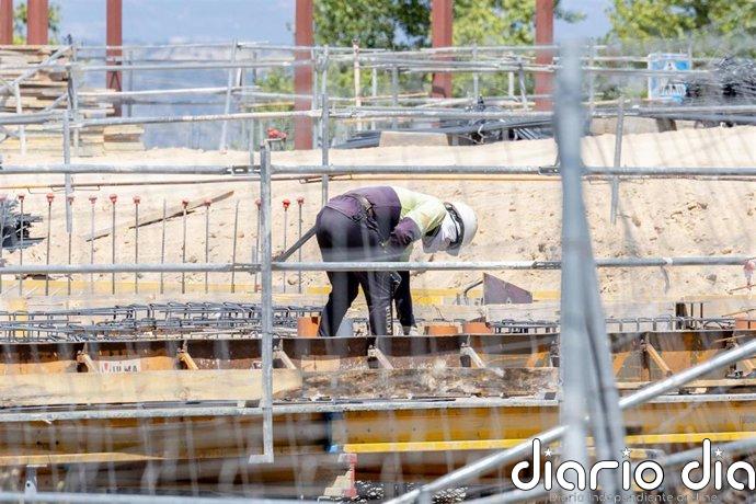 La producción del sector de la construcción se hunde un 9,9% en enero, según el INE