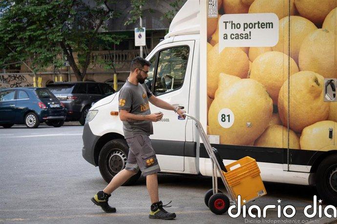 La producción del sector servicios rompe con año y medio de avances tras caer un 0,6% en enero