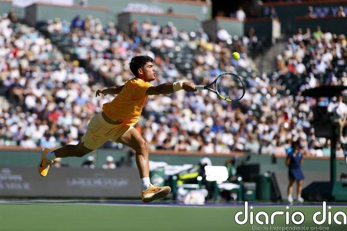 La racha de Alcaraz tropieza con Medvedev en semifinales de Indian Wells