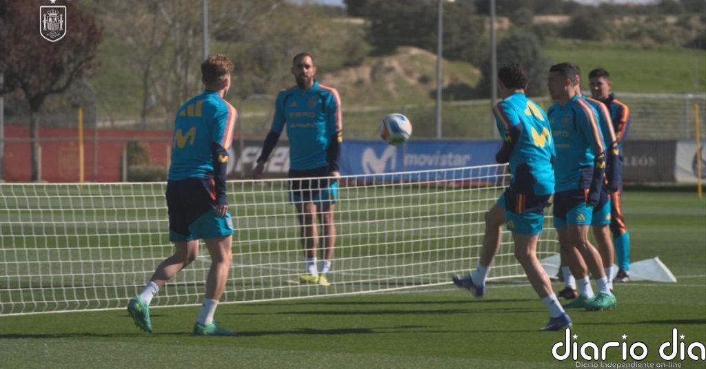 La selección continúa preparando el duelo en el RCDE Stadium ante Egipto