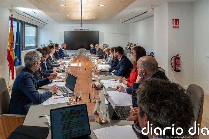 La siderurgia alerta de sobrecostes de 60 millones al mes por el conflicto en Irán y pide medidas "urgentes"