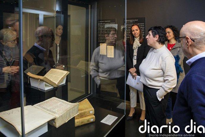 La UJA exhibe el histórico 'Diccionario de autoridades' en la sala Obra Invitada de la antigua Escuela de Magisterio