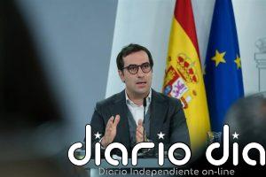 Las previsiones de analistas para el PIB en 2025 se desviaron 7 décimas, la mitad que en 2024, según Esade