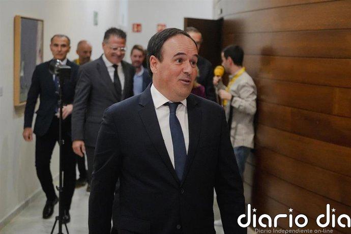 Llorca se pregunta "qué dicen ahora" PSPV y Compromís tras una posible irregularidad en una VPP a un excargo del Botànic