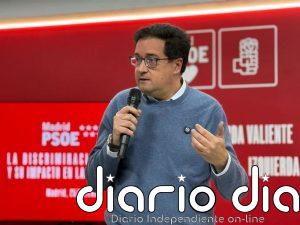 López acusa a Ayuso de "activar la máquina del odio" contra migrantes y destaca el compromiso de Gobierno con igualdad