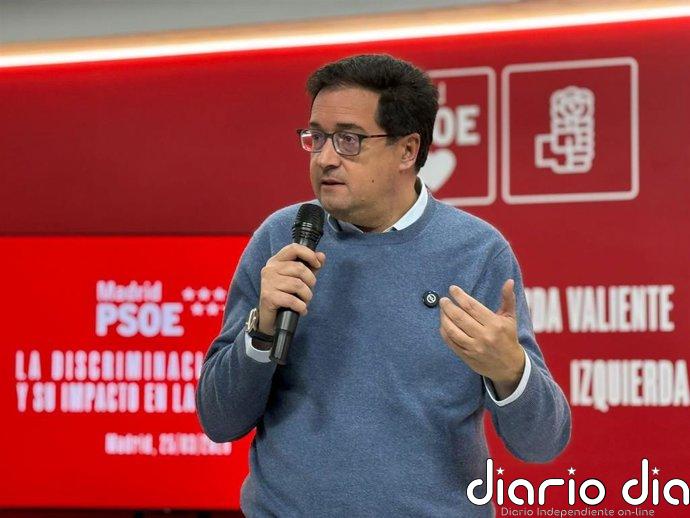 López acusa a Ayuso de "activar la máquina del odio" contra migrantes y destaca el compromiso de Gobierno con igualdad