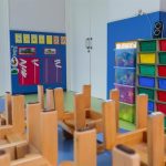 Los 27 apuntan a mejor financiación y mayor acceso a la educación para combatir la pobreza infantil en la UE