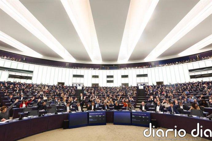 Los 27 respaldan que las eurodiputadas puedan delegar su voto al final del embarazo y tras dar a luz