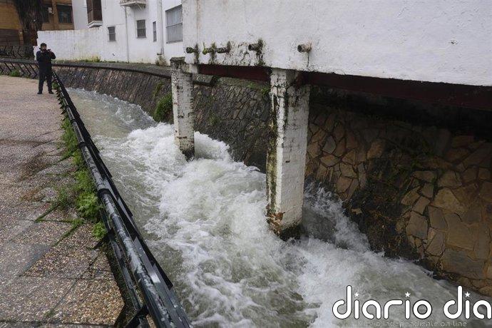 Los bancos de alimentos distribuyen más de 23.000 litros de leche tras las inundaciones por las últimas borrascas