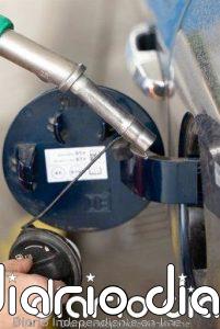 Los gasolineros piden una reducción temporal de impuestos para bajar hasta 22 céntimos los carburantes