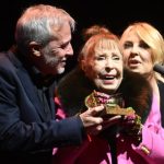 Los hijos de Gemma Cuervo, desolados, presiden la misa funeral de despedida a su madre