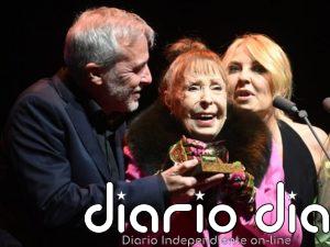 Los hijos de Gemma Cuervo, desolados, presiden la misa funeral de despedida a su madre