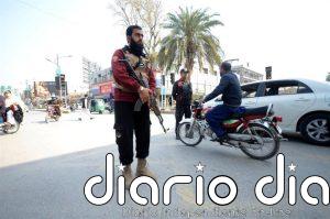 Los talibán anuncian que han matado a 14 militares paquistaníes durante la toma de un puesto fronterizo