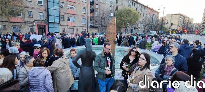 Los vecinos de Las Fuentes se echan a la calle para expresar su dolor y rabia por el asesinato de Silvia