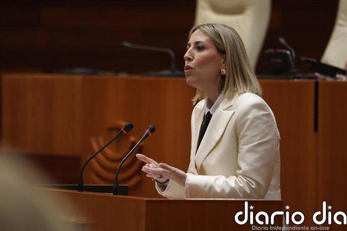 Los votos en contra de Vox, PSOE y Unidas por Extremadura tumban la investidura de María Guardiola