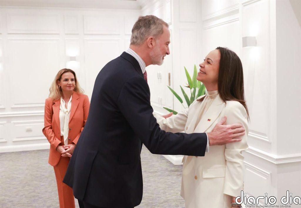 Machado agradece el apoyo de Felipe VI y lamenta "falta de liderazgo" del Gobierno de Sánchez sobre Venezuela