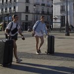 Madrid dará luz verde a apartahoteles y 'flexliving' en 16 ámbitos industriales para descentralizar el turismo