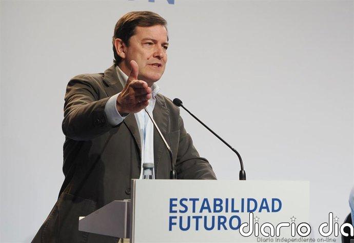 Mañueco pone como condición para negociar con Martínez (PSOE) que diga que "Sánchez no merece gobernar"