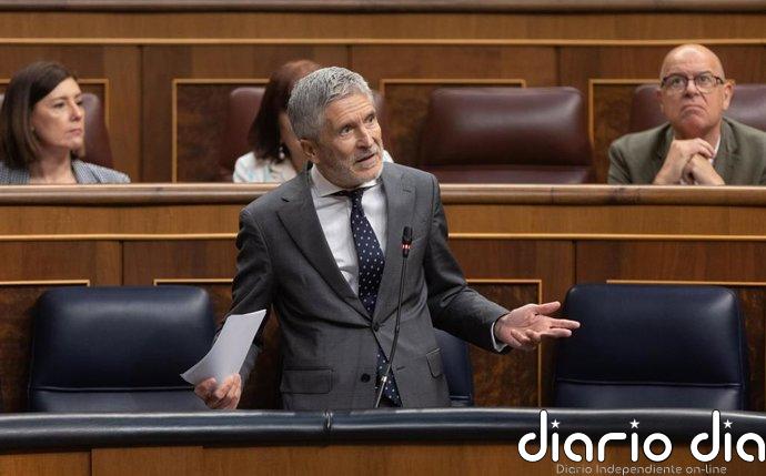 Marlaska dice que la regularización respeta la legalidad y seguridad en la UE y que ningún país ha pedido explicaciones