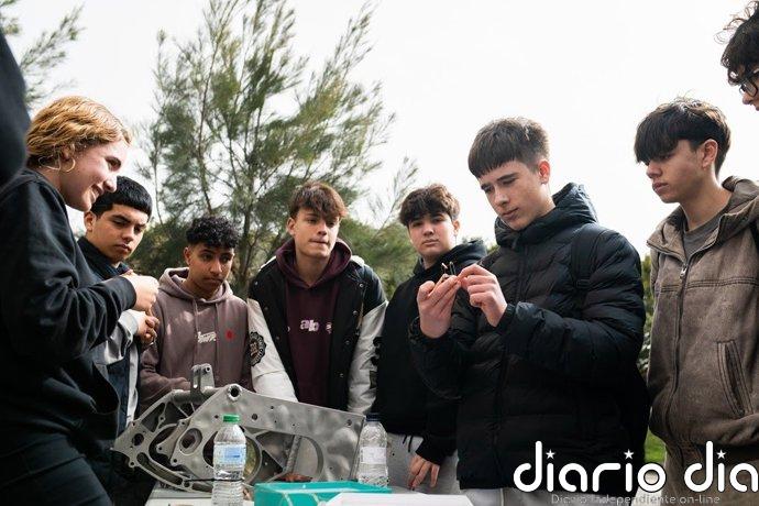 Más de 1.600 estudiantes de ESO y Bachillerato asisten a la jornada STEAM en el Fòrum de Barcelona