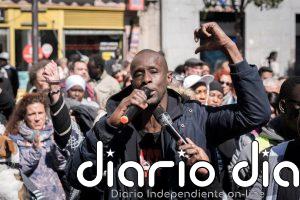 Más de 300 organizaciones de toda España respaldan la versión de los vecinos de Mbaye sobre su detención