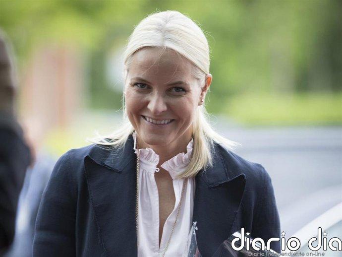 Mette-Marit de Noruega afirma haber sido "manipulada y engañada" por Epstein: "Ojalá nunca lo hubiera conocido"