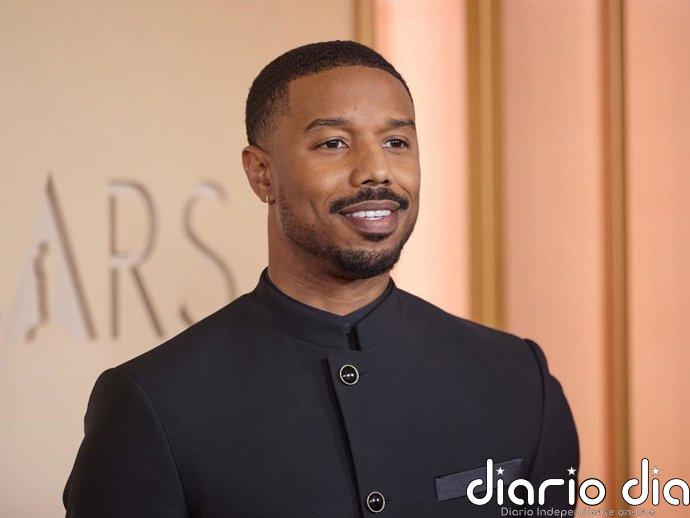 Michael B. Jordan rediseña el look masculino más elegante hasta la fecha en los Oscar 2026
