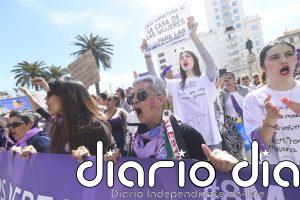 Miles de andaluces se manifiestan este domingo en un 8M marcado por la defensa del feminismo y el rechazo a la guerra