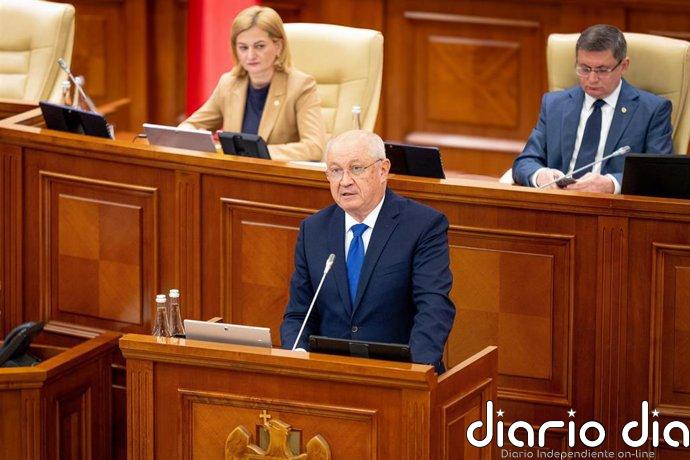 Moldavia declara la alerta medioambiental por 15 días ante el vertido de crudo en el río Dniéster