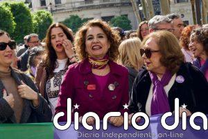 Montero afirma que "el futuro nos pertenece" y que seguirán "removiendo obstáculos" para lograr la igualdad real