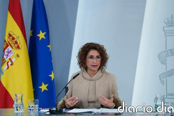 Montero confirma que se va a "retrasar" la presentación de PGE porque se dio prioridad a las medidas contra la guerra