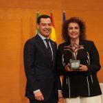 Moreno insta a construir una sociedad en igualdad: "La mujer en Andalucía significa talento y liderazgo"