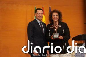 Moreno insta a construir una sociedad en igualdad: "La mujer en Andalucía significa talento y liderazgo"