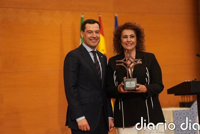 Moreno insta a construir una sociedad en igualdad: "La mujer en Andalucía significa talento y liderazgo"