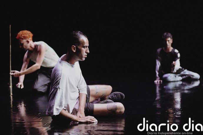 Movimiento y lenguaje se articulan en la propuesta escénica de 'Amanecer alto cielo' en el C3A de Córdoba