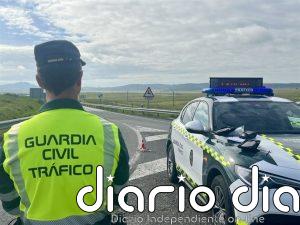 Muere un ciclista tras sufrir una colisión frontal con un vehículo en el Alto de las Muñecas (Cantabria)