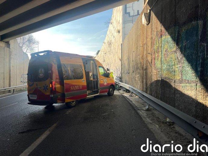 Muere un motorista tras colisionar contra el muro en un túnel de la A-3 en Madrid