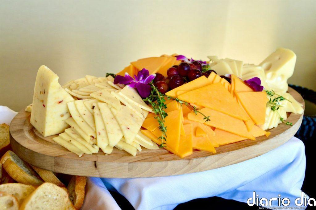 Ni cajas ni papel de aluminio: cómo guardar el queso en la nevera sin que se estropee