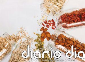 Ni en la bolsa ni en la encimera: cómo y dónde se deberían guardar los frutos secos para que no se queden rancios