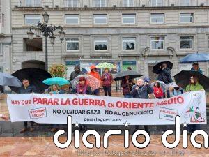 Nueve concentraciones simultáneas en Asturias exigen parar la guerra en Oriente Medio
