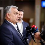 Orbán avisa a los líderes de que solo apoyará a Ucrania si recibe petróleo: "Todo lo demás es un cuento de hadas"