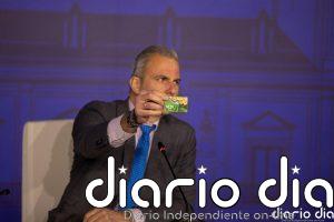 Ortega Smith cree que hay una "obsesión" en Vox con que "alguien les haga sombra" y afea a Abascal que "no dé la cara"