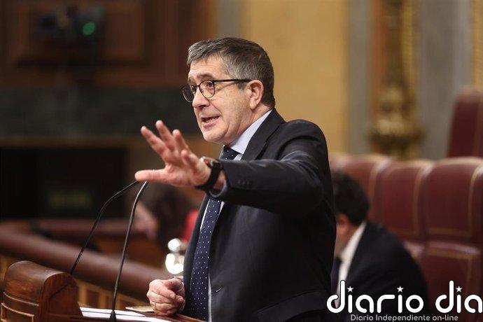 Patxi López estalla contra Feijóo por hacer una "utilización de mierda" de las víctimas de ETA