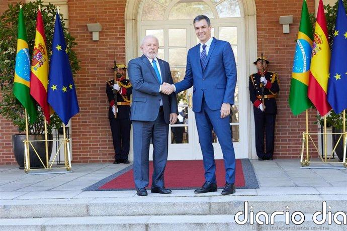 Pedro Sánchez y Lula da Silva comparten su deseo de que "cese la guerra" en Oriente Próximo