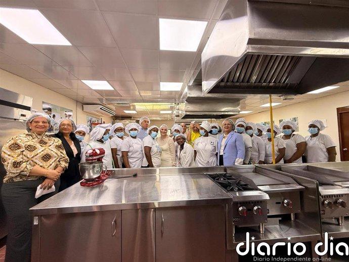 Prohens resalta la "alianza estratégica" entre Baleares y la República Dominicana para formar profesionales del turismo