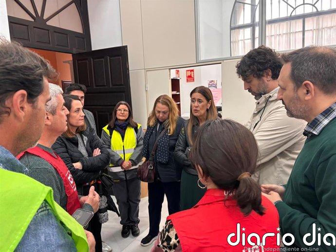 PSOE Sevilla muestra su apoyo al encierro sindical por la externalización de la limpieza en los colegios