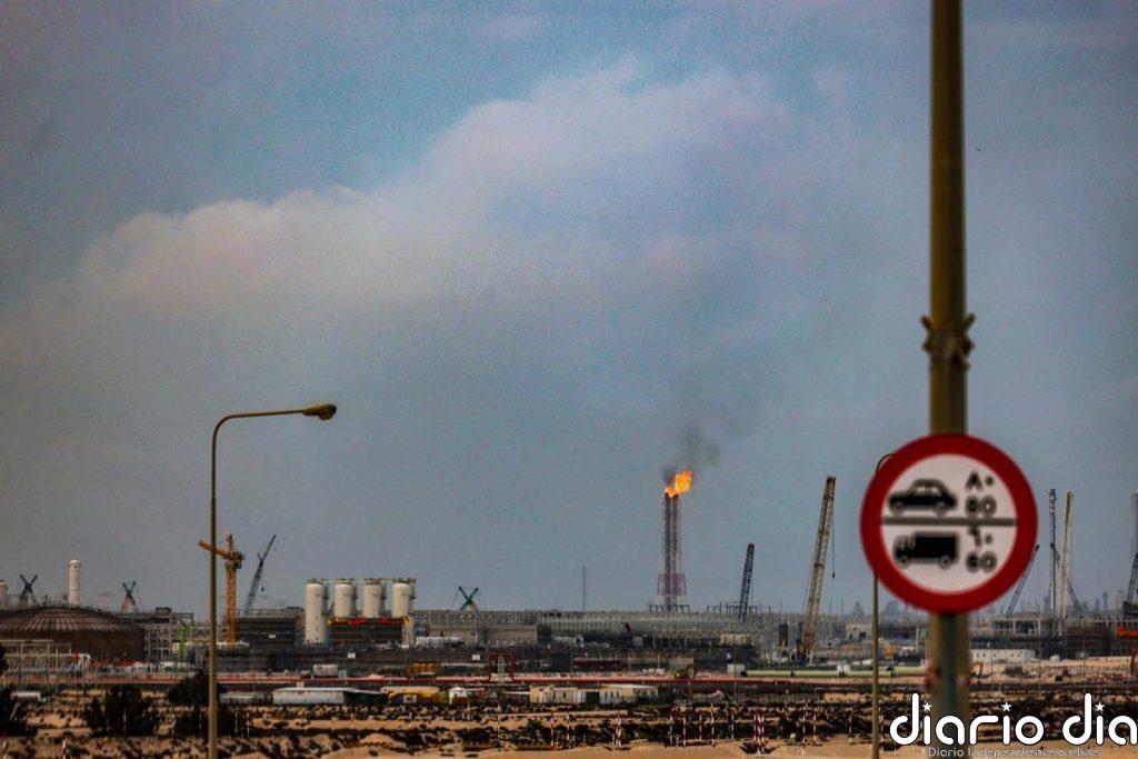 Qatar da por controlados todos los fuegos declarados en la zona industrial de Ras Lafan