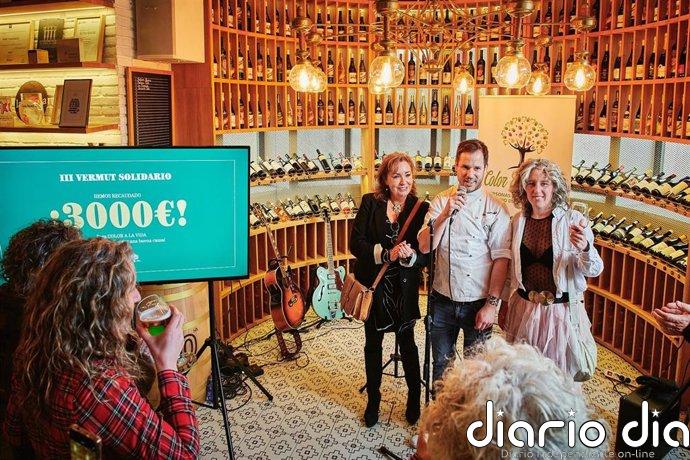 Recaudación récord en el tercer vermú solidario de Wine Fandango: 3.000 euros para 'Color a la vida'