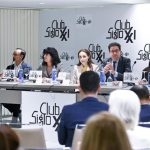 Redondo defiende que se obligue a cambiar de residencia a los agresores que vivan a menos de 350 metros de la víctima